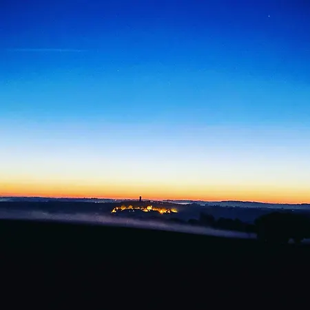 Maison Droles D'oiseaux Ferienhaus *